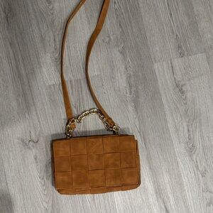 Elegant Tan Crossbody Bag